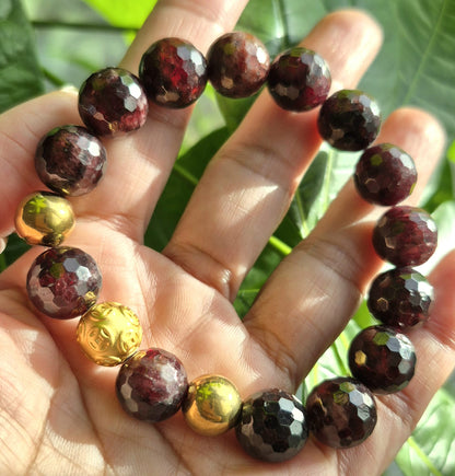 Natural Faceted Garnet Bracelet in 12mm Stone