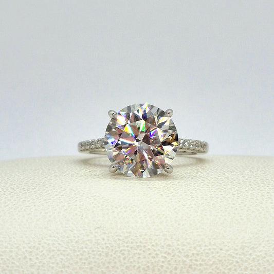 5ct Moissanite Diamond Ring in Sterling Silver