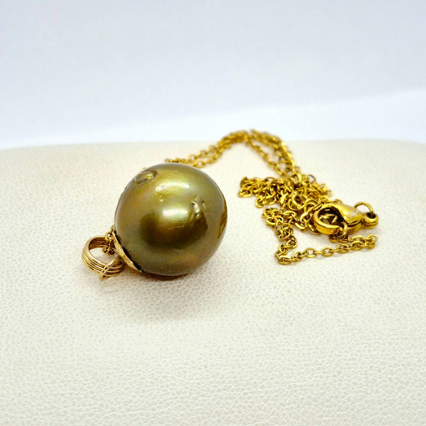 Natural Green South Sea Pearl Earrings and Pendant Set with 14-16mm Stones in Solid 14K Gold