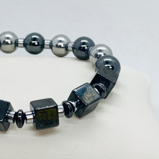 Natural Hematite and Magnet Bracelet with 10mm Stones