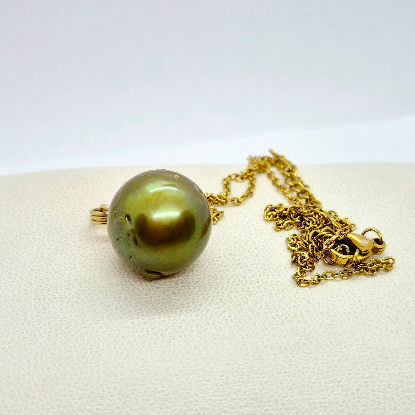 Natural Green South Sea Pearl Earrings and Pendant Set with 14-16mm Stones in Solid 14K Gold