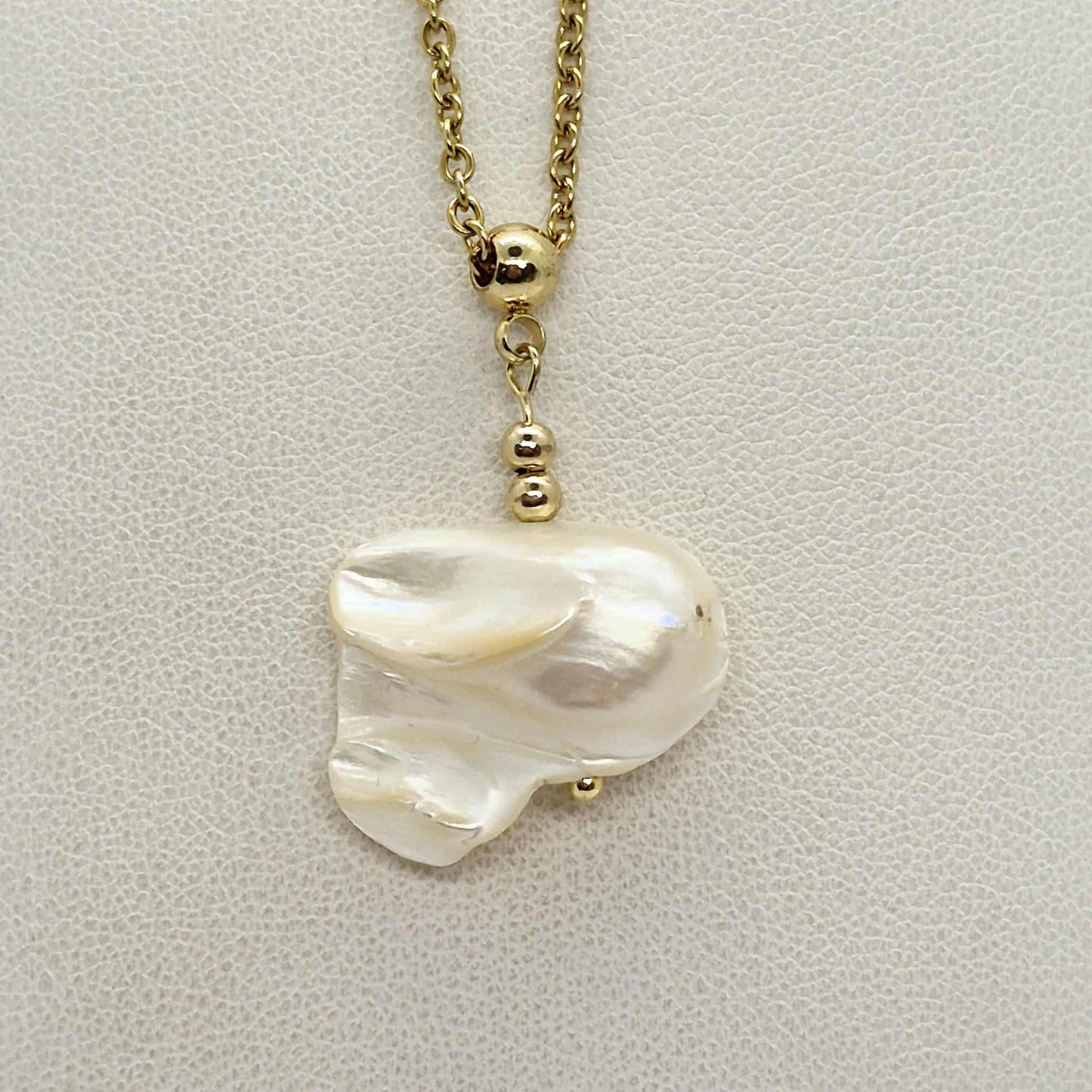 Natural Baroque Pearl Pendant with Stainless Steel Gold Plated Chain Necklace