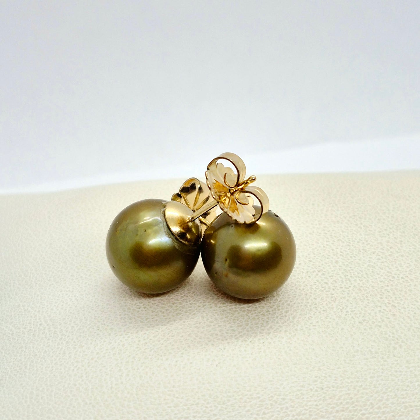 Natural Green South Sea Pearl Earrings and Pendant Set with 14-16mm Stones in Solid 14K Gold