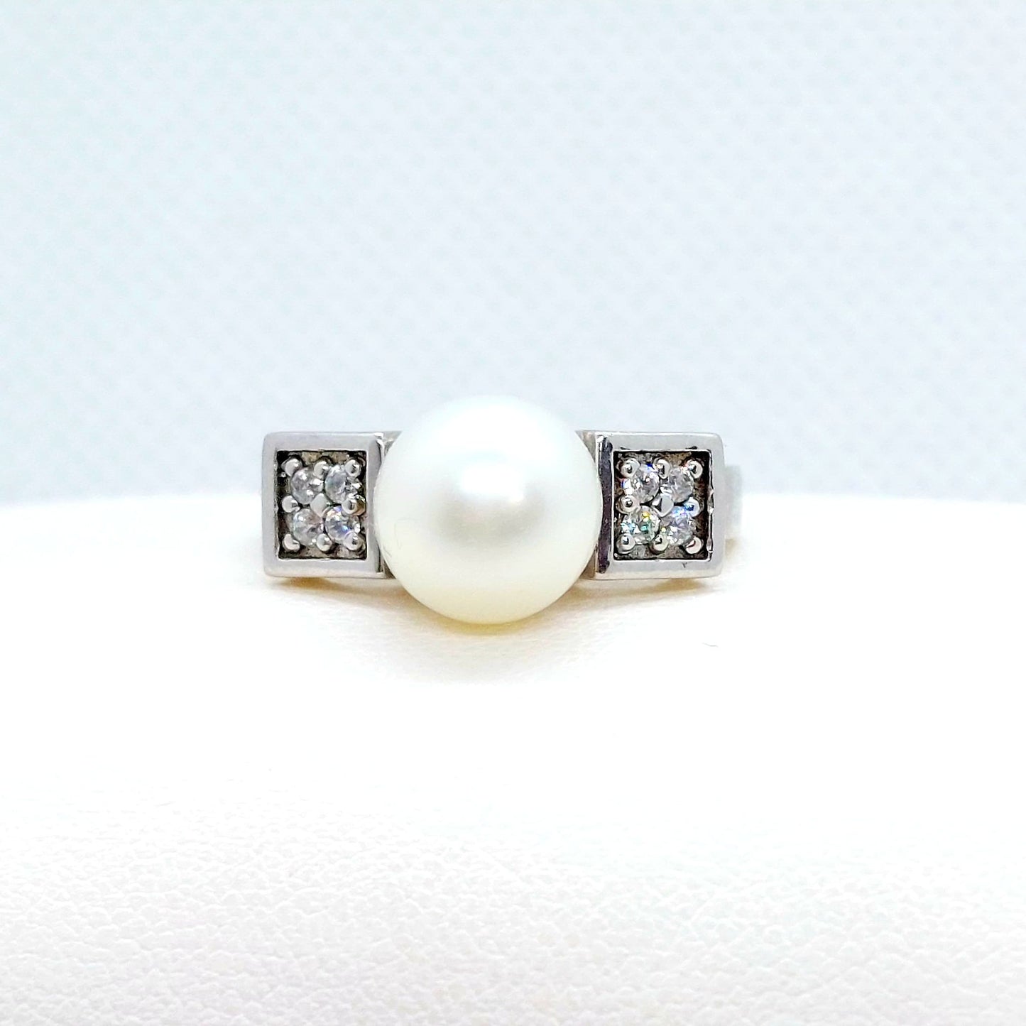 Natural Freshwater Pearl Ring in Sterling Silver