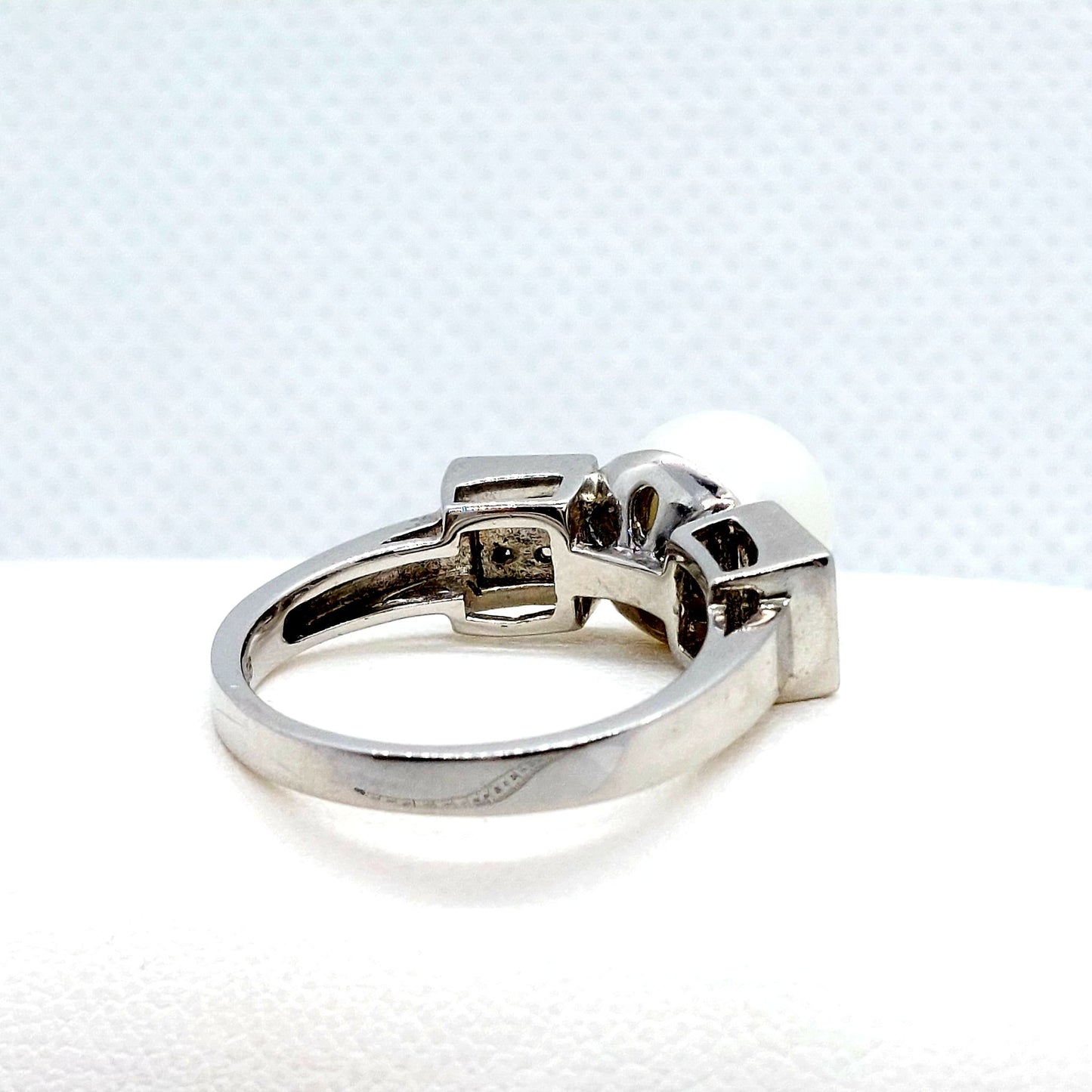 Natural Freshwater Pearl Ring in Sterling Silver