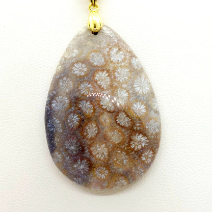 Natural White Chrysantemum Raindrop Pendant with Stainless Steel Gold Plated Chain Necklace