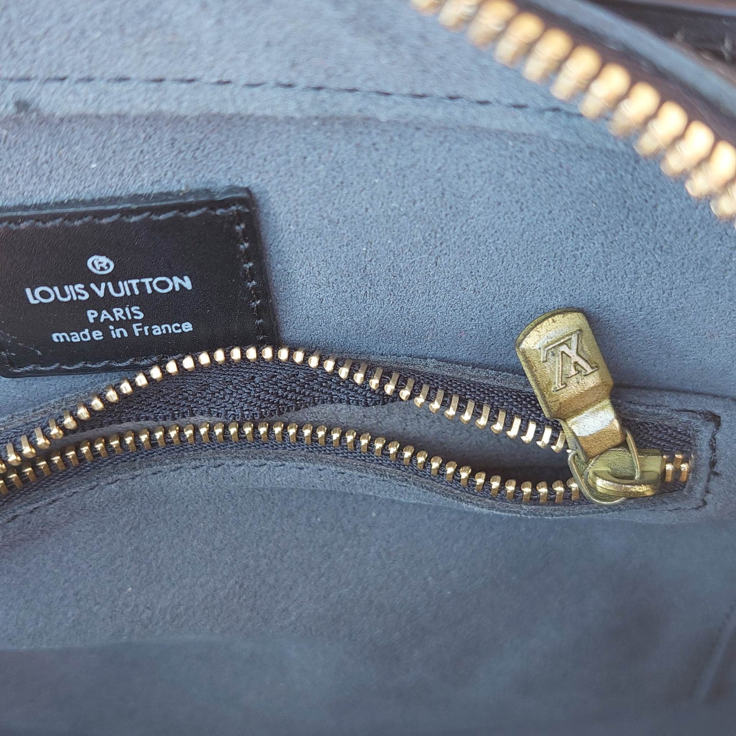 Pre-loved Louis Vuitton Donkerbruine Epi Sablon Handtas
